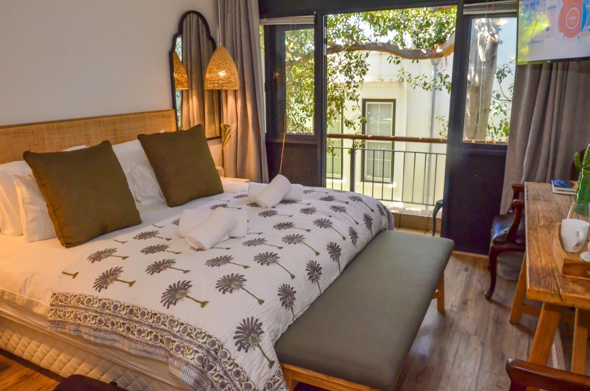 Church Street Luxury Apartments Stellenbosch Bagian luar foto